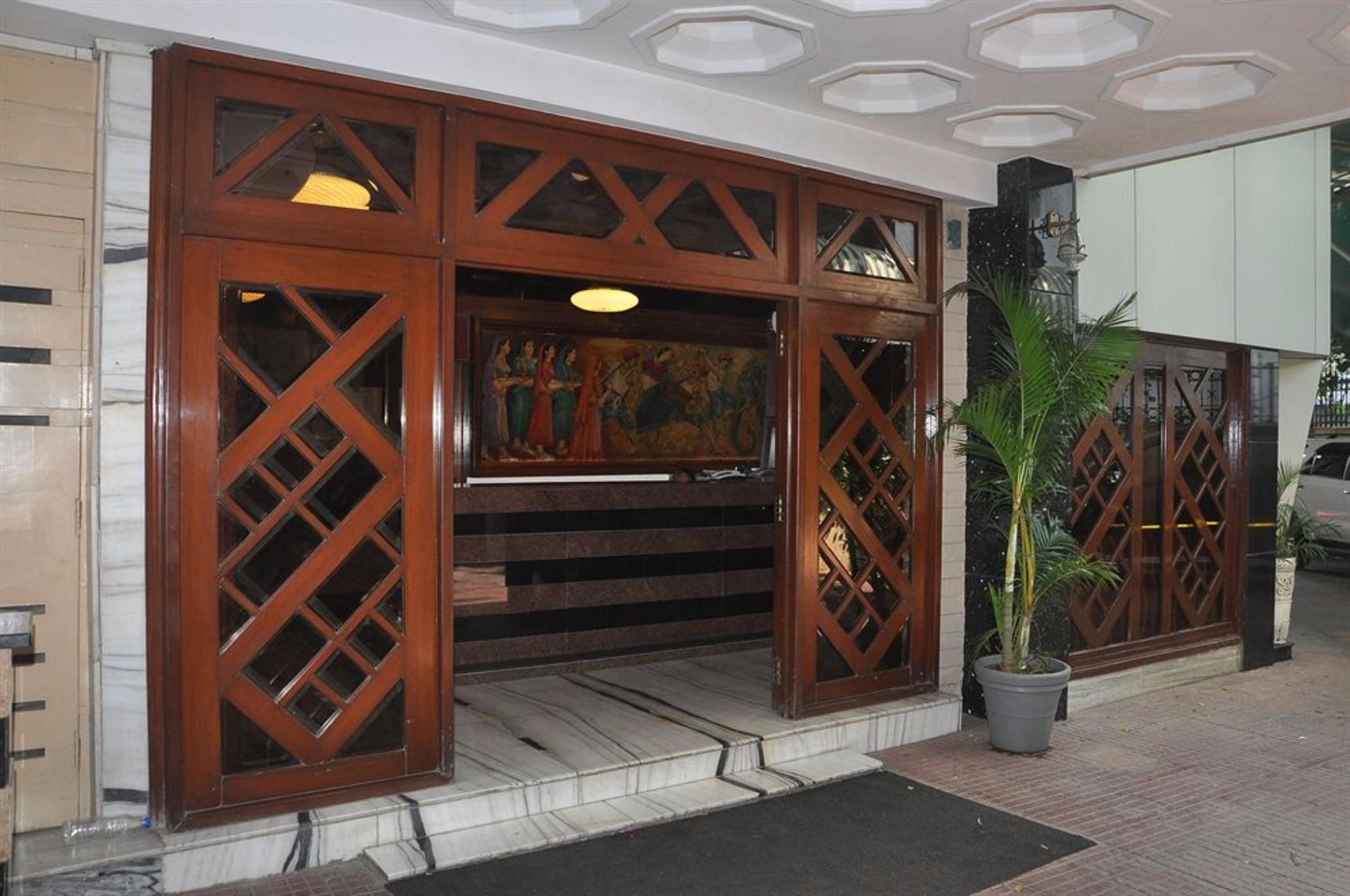 Hotel Metro Palace Bombay Exterior foto