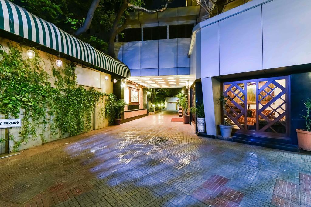 Hotel Metro Palace Bombay Exterior foto